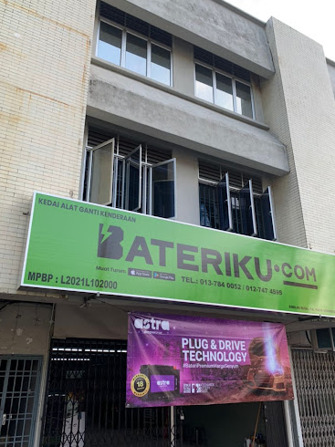 bateriku batu pahat taman maju