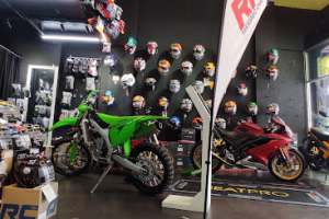 Bengkel Motor Shah Alam @ Anak Rantau Garage