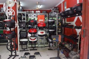 Bengkel Motor Sixteen