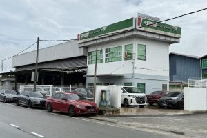 Bengkel Servis Kereta Kemaman – Che Malias Workshop