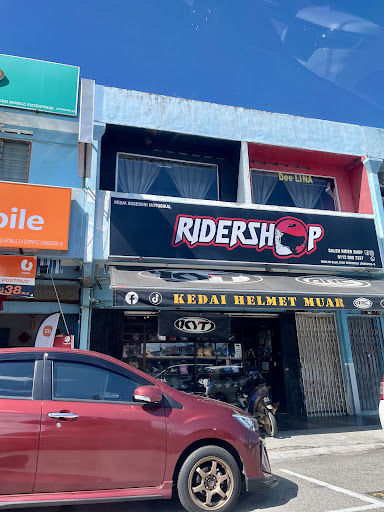 Ridershop (Menjual Helmet dan aksesori)