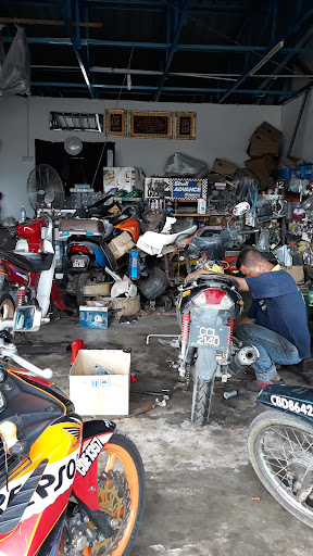 Panching Timur Motor