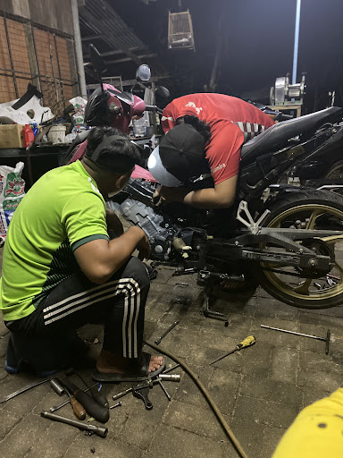 AIMAN POMEN GARAJ(Motosikal Sahaja)