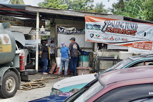 along tuned garage