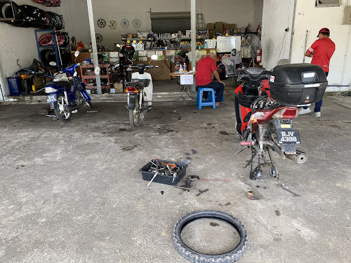 89 MOTOR PARTS & SERVICE
