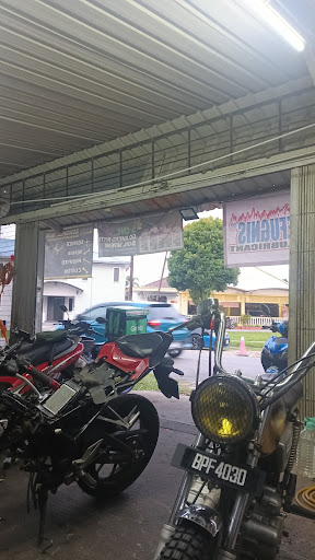 HH Motor Repair And Services