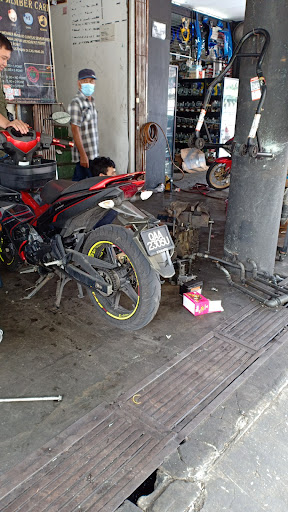 Ultimax Motor