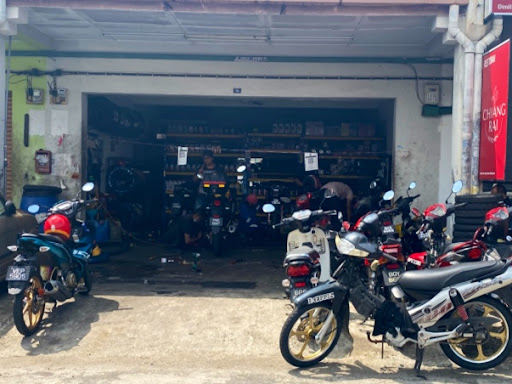 Apit Ahfiz motorsport usj1