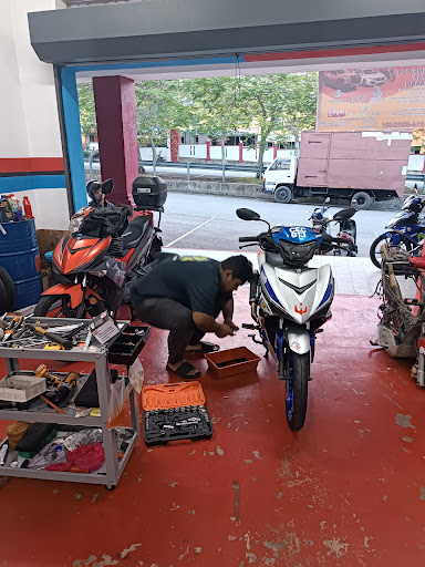 Abey Garage Salak perdana