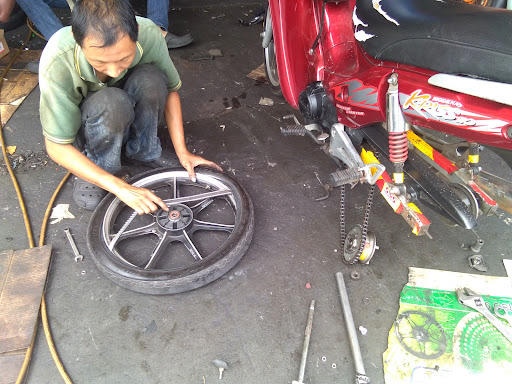 Khoon Motor Khoon Motor
