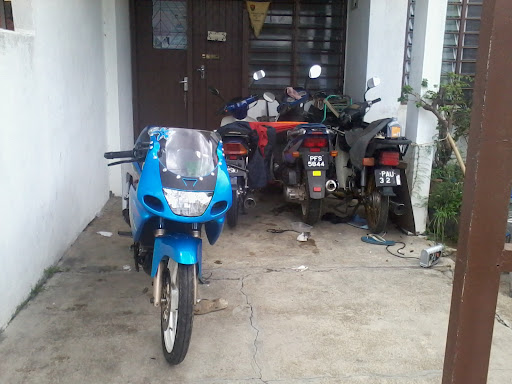 Achik motor utara Achik motor utara