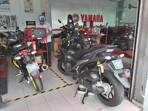 AZ & DAYAH MOTOR SPORTS SDN BHD AZ & DAYAH MOTOR SPORTS SDN BHD