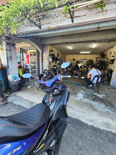 Yaw Motor Scooter