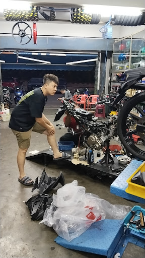 Xiaowen Motor Service