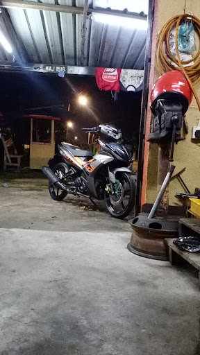 BMM GARAGE BMM GARAGE