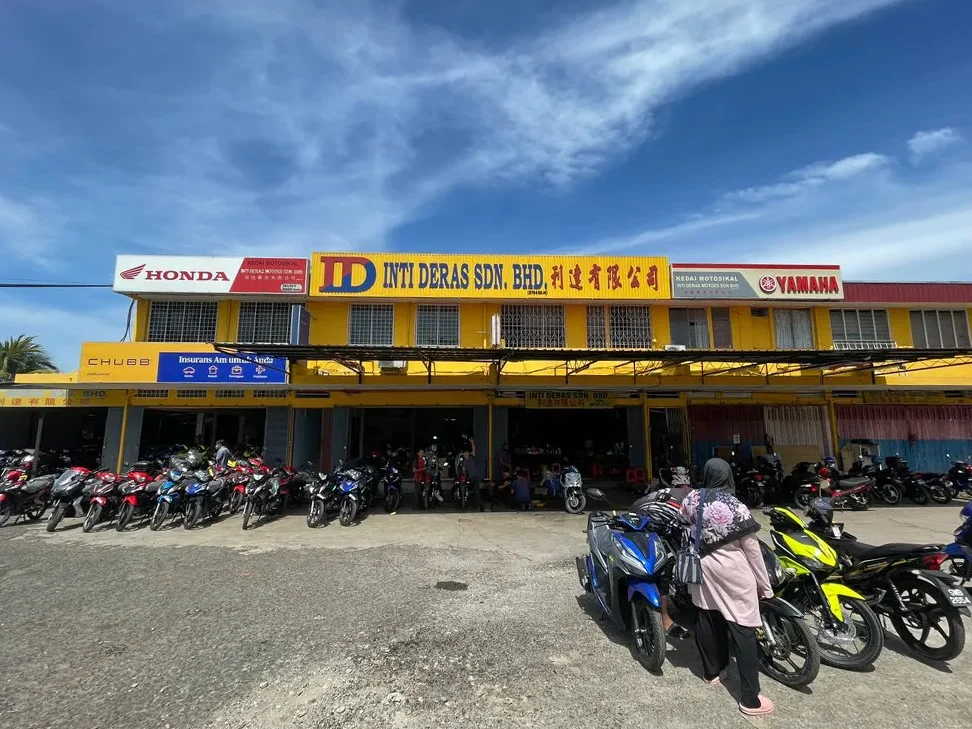 Inti Deras Motors 1 inti deras motors