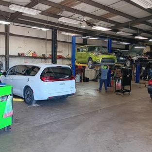 ljs guan auto service centre