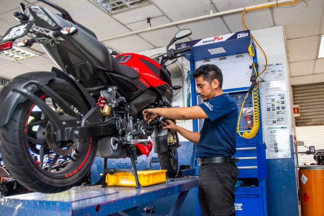 pusat servis modenas kuantan