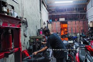 Sjani motor kedai baiki motorsikal