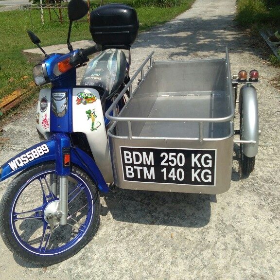 bengkel roda tiga puchong