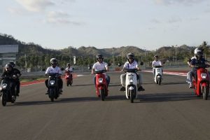 Castrol Bike Point - Pekan lama motor 5 Castrol Bike Point – Pekan lama motor