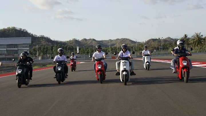 castrol bike point pekan lama motor