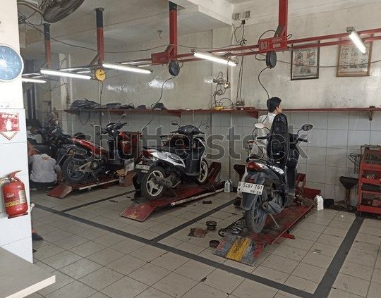 bengkel family motor