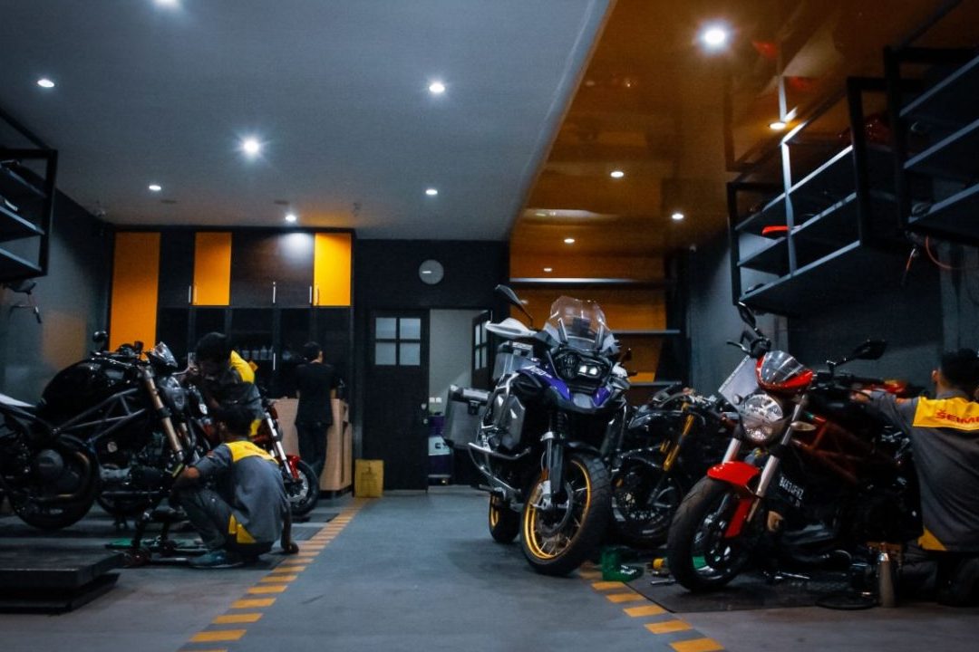 bengkel motosikal 17 garage