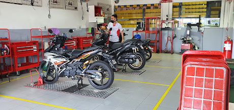Henn Motors Brothers S/B (LIFESTYLE ZONE) 1 henn motors brothers s b lifestyle zone
